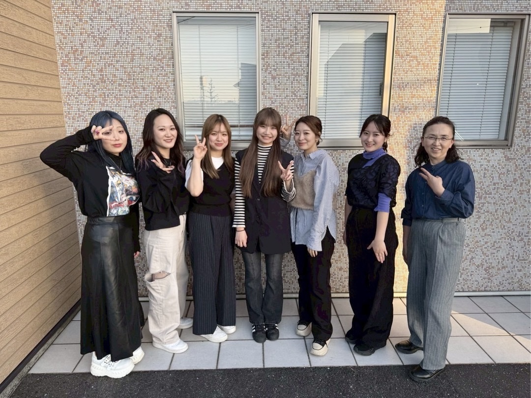 スタッフ紹介 女性に人気の美容院 人気スタイリスト 岐阜羽島 スタッフ募集 美容室SIRENAセレナ