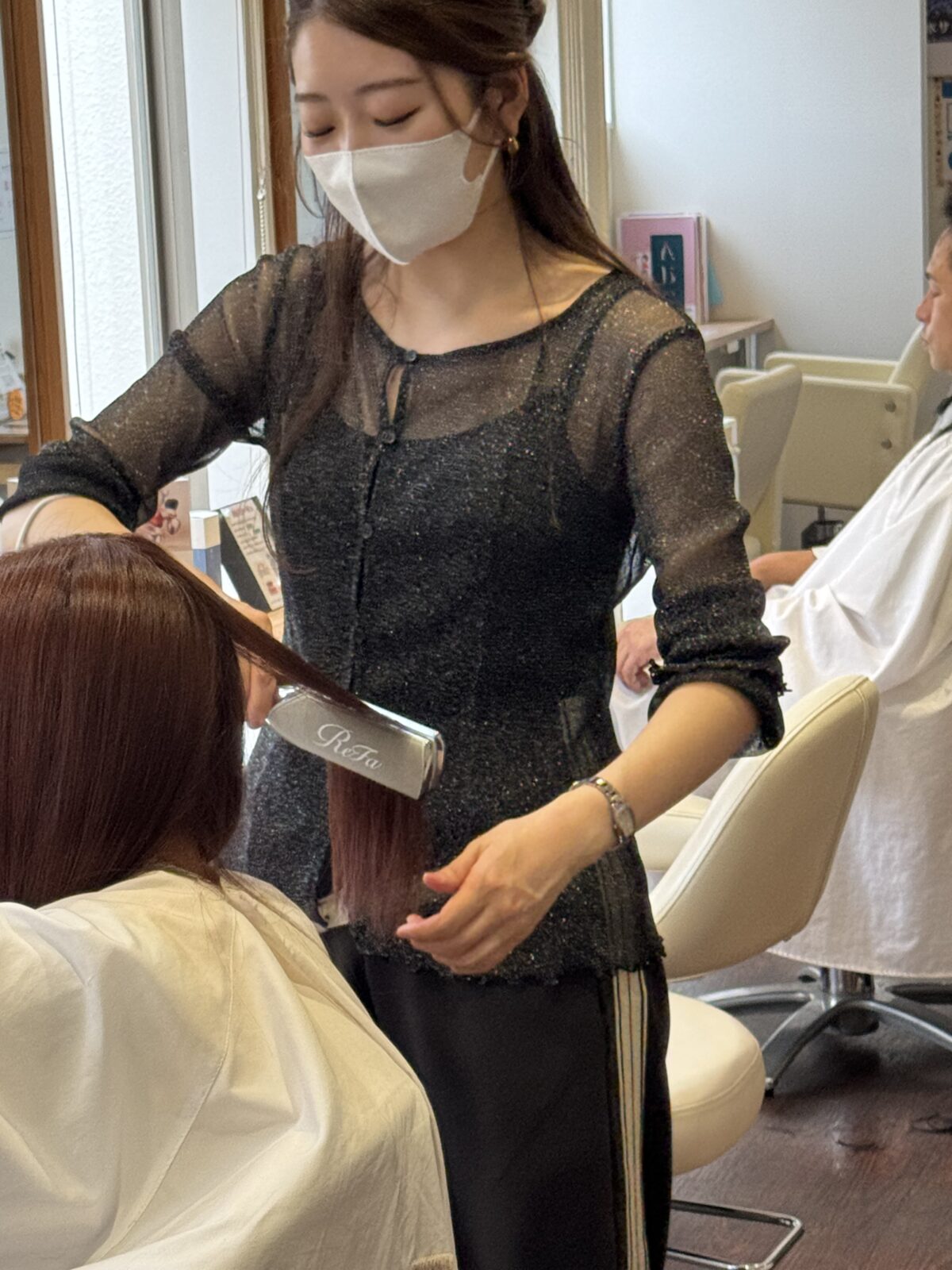 ストレート　縮毛矯正　女性に人気の美容院　人気スタイリスト　岐阜羽島　スタッフ募集　美容室SIRENAセレナ