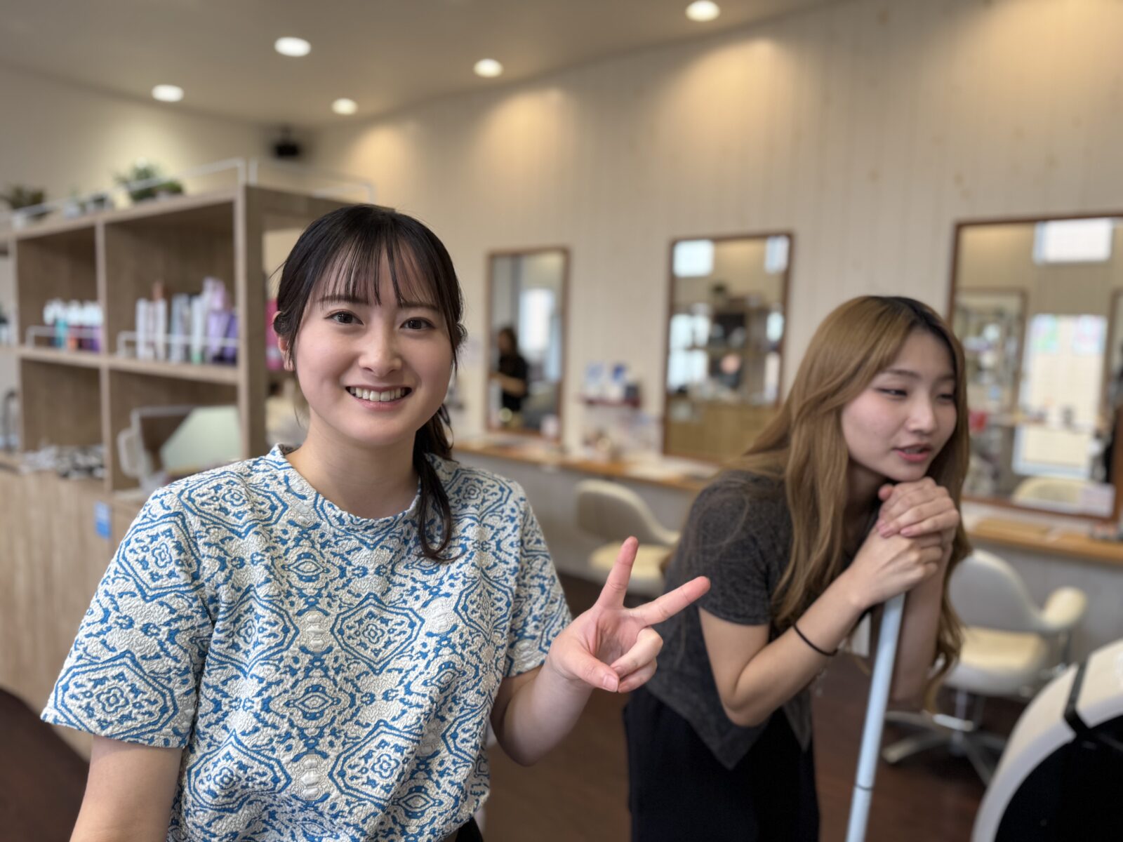 スタッフ募集　女性に人気の美容院　人気スタイリスト　岐阜羽島　スタッフ募集　美容室SIRENAセレナ