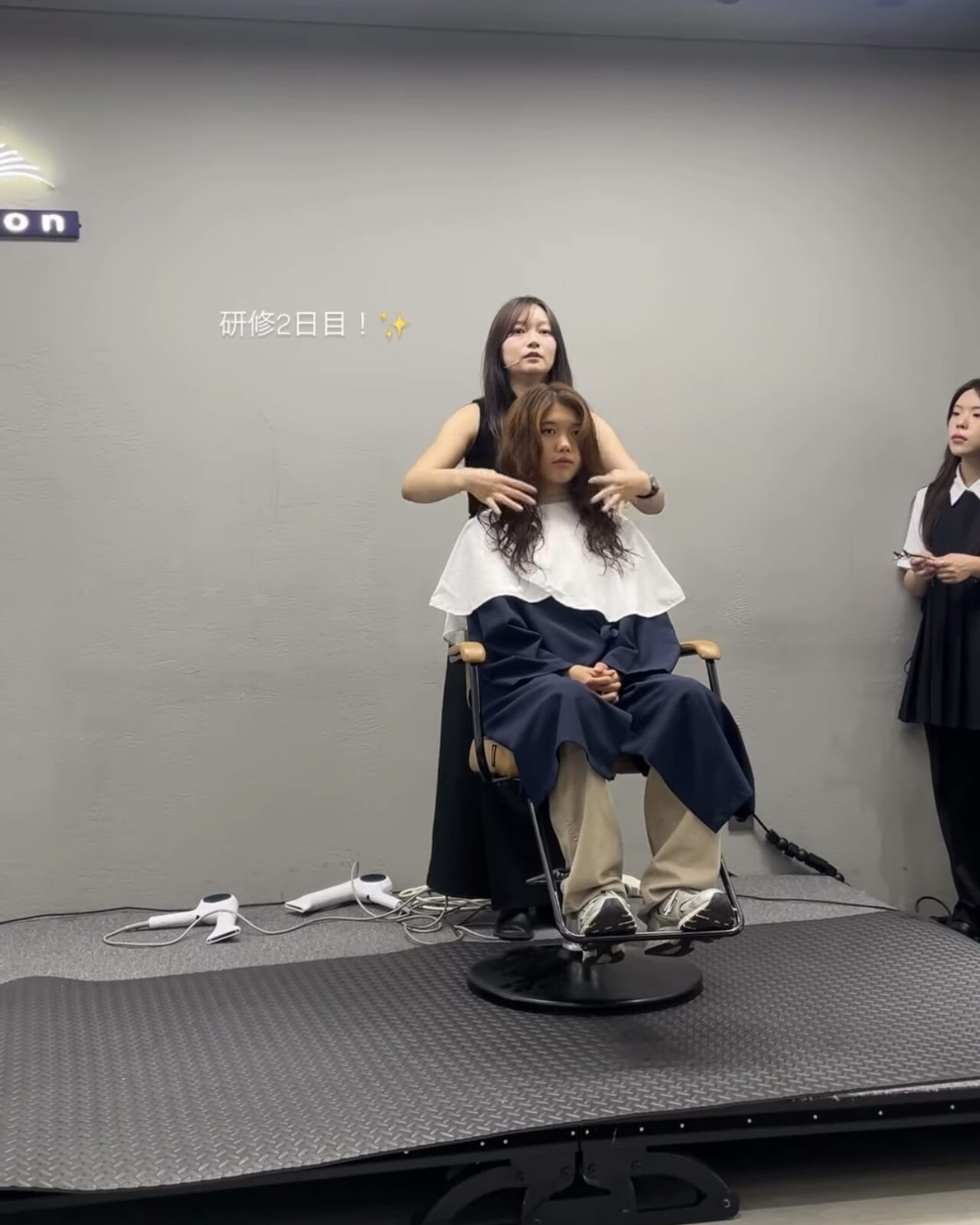 韓国ミルボン研修　ヴィンテージパーマ　女性に人気の美容院　人気スタイリスト　岐阜羽島　スタッフ募集　美容室SIRENAセレナ