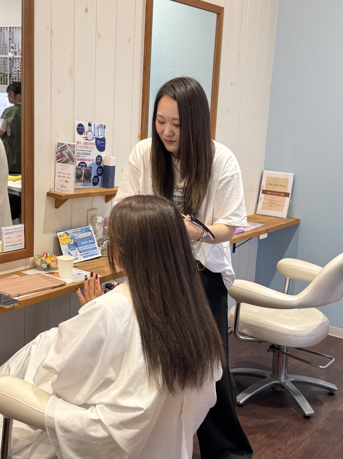 メテオ髪質改善ストレート　縮毛矯正　女性に人気の美容院　人気スタイリスト　岐阜羽島　スタッフ募集　美容室SIRENAセレナ