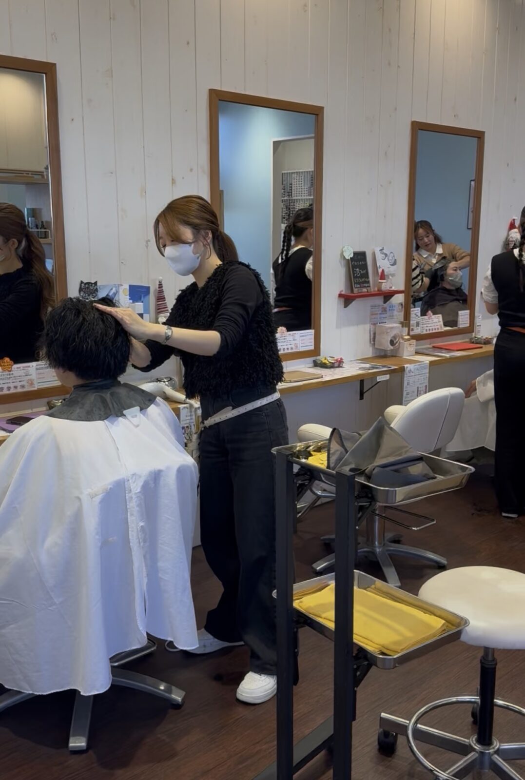 クリスマスです　女性に人気の美容院　人気スタイリスト　岐阜羽島　スタッフ募集　美容室SIRENAセレナ