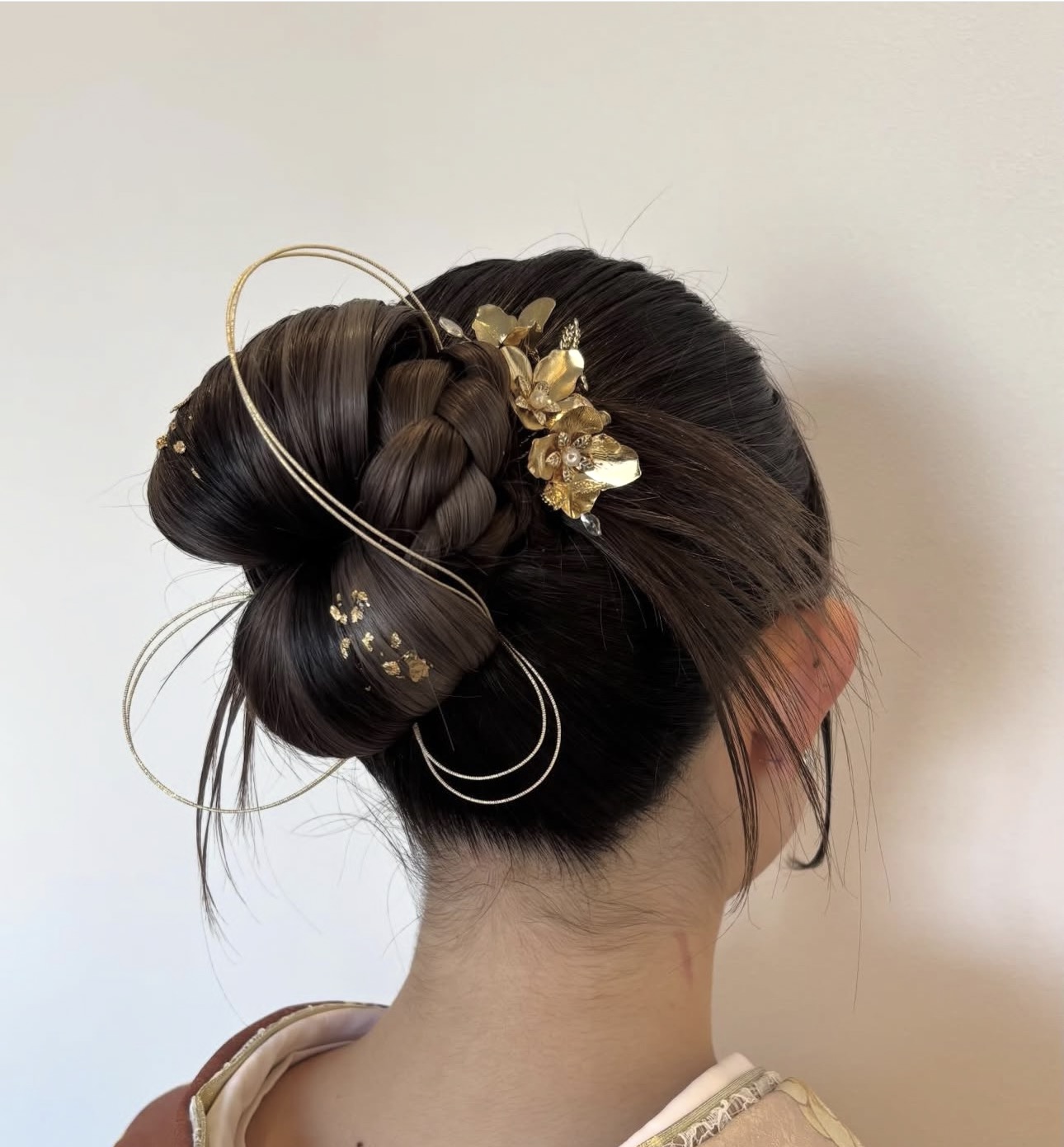 卒業式　袴着付け　玉ねぎヘアアレンジ　女性に人気の美容院　人気スタイリスト　岐阜羽島　スタッフ募集　美容室SIRENAセレナ