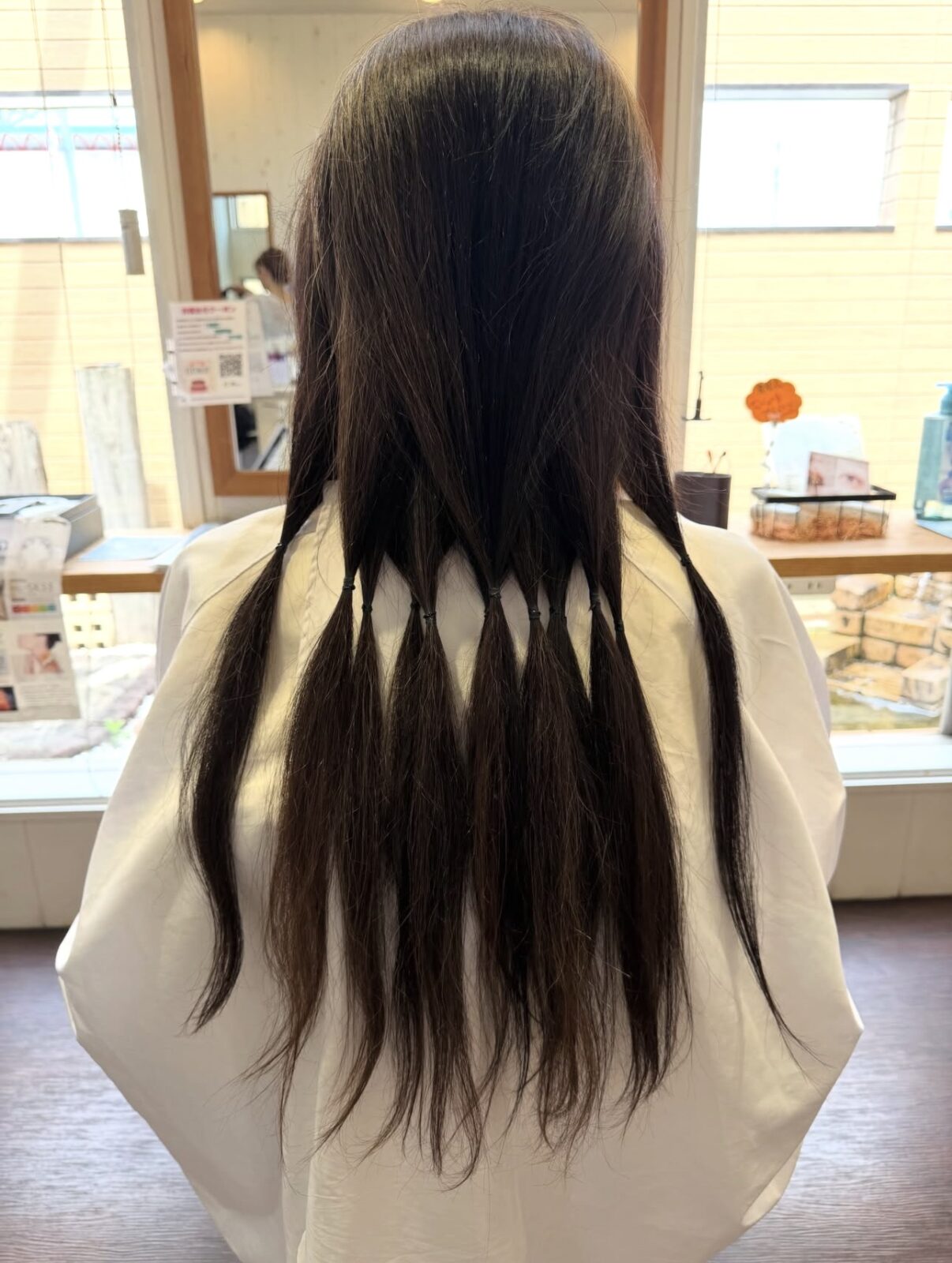 ヘアドネーション　人気スタイリスト　女性に人気の美容院　人気スタイリスト　岐阜羽島　スタッフ募集　美容室SIRENAセレナ