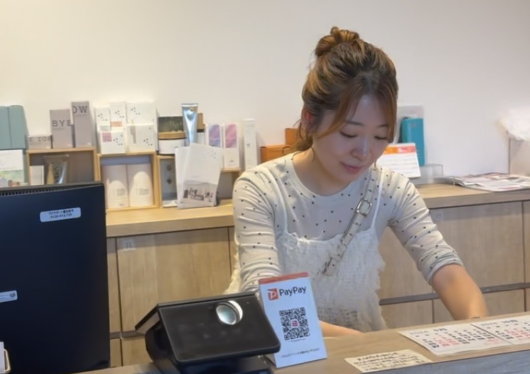 人気スタイリスト　女性に人気の美容院　人気スタイリスト　岐阜羽島　スタッフ募集　美容室SIRENAセレナ